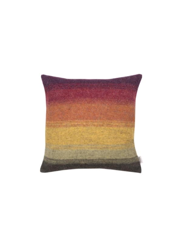 FLÓI - Blanket and Cushion Cover Bundle