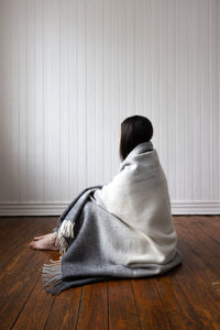 TÓNAR - Blanket and Cushion Cover Bundle